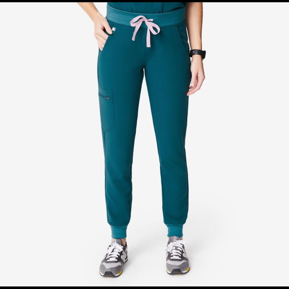 NWT Women’s Figs Caribbean blue joggers